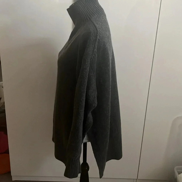 H&M Grey Wool Sweater Oversized Mock Neck Long, Size L - Picture 5 of 9